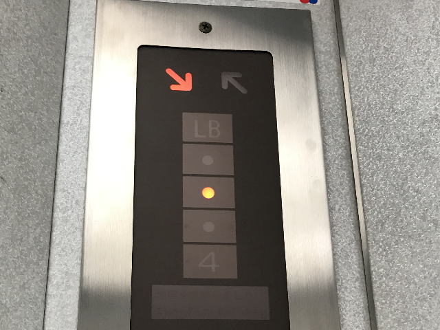 斜行エレベーター