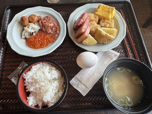 朝食