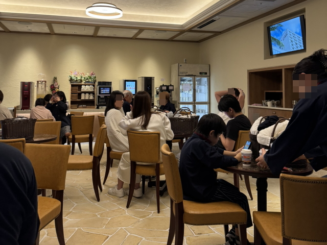 フリーラウンジ